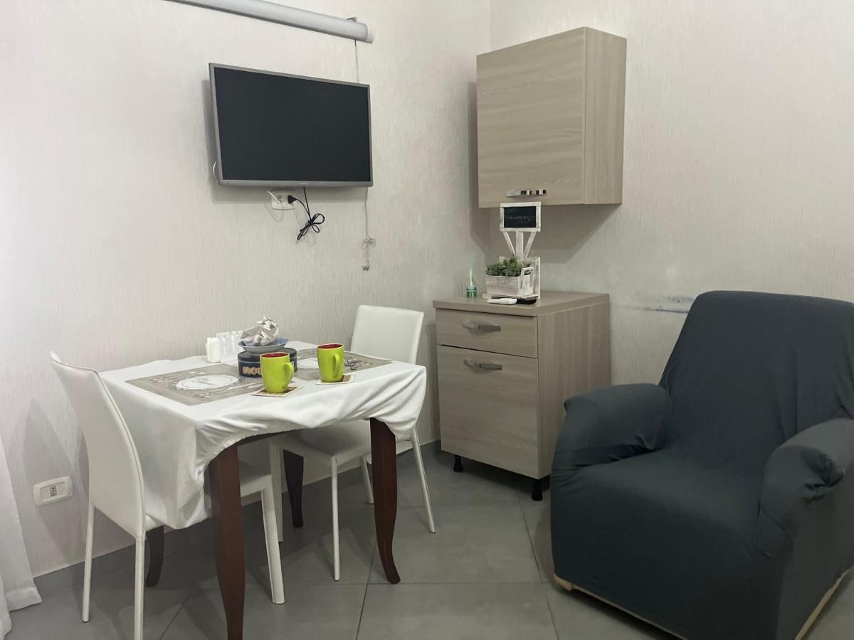 Lacasinadisofisa Apartment Naples Luaran gambar